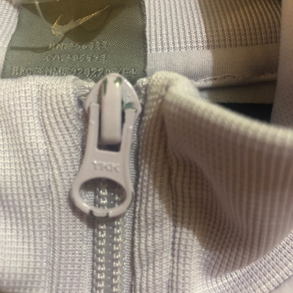 Nike Light Purple Sweater - Picture 5 of 8
